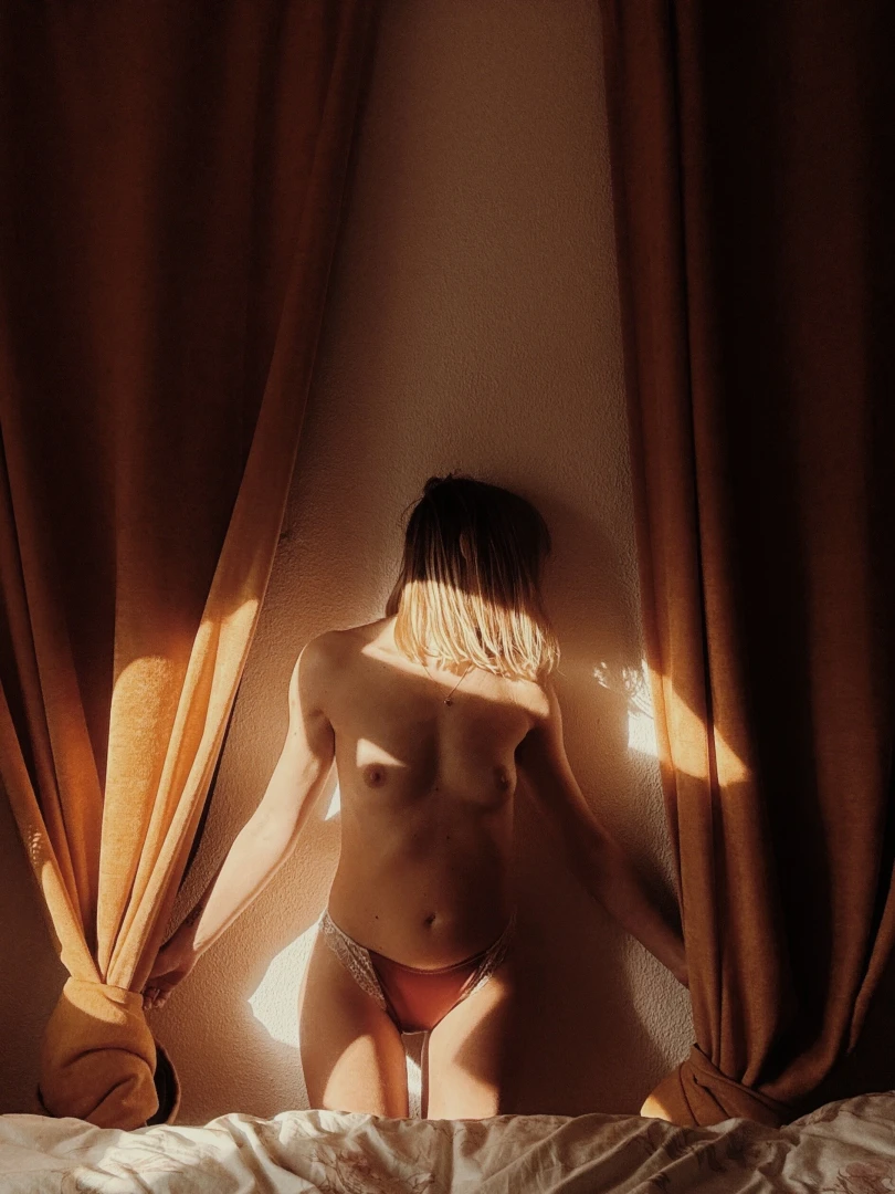 La moi joyeuse me manque la moi en joie me manque elle a pris la 