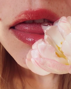 Petite histoire d un baiser ph m re un matin en fleurs sous la caresse part 1