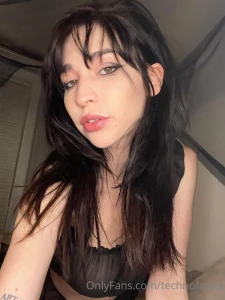 Some bts from last nights livestream part 3