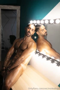 Mirror mirror joan_crisol part 1