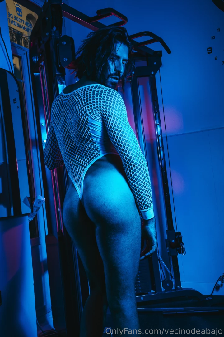 Queridos vecinos continuamos con mi entrenamiento en el disco gym en part 9 