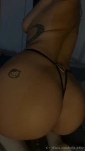 Can i sit on your lap with this big ass