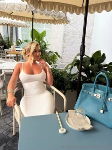 Buy me lunch babe drop a tip