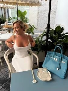 Buy me lunch babe drop a tip part 2