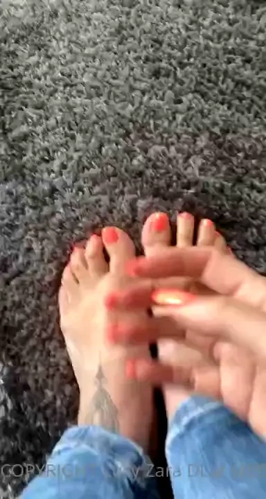 Gone for the summer coral vibe today what you think love fresh nails 
