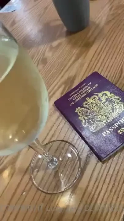 Never too early at the airport 