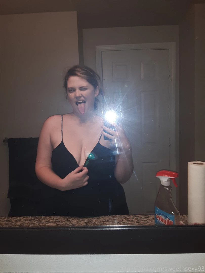 My mirror is so clean now 