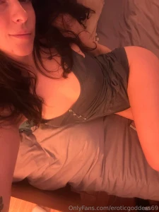 It s bed time cum join me
