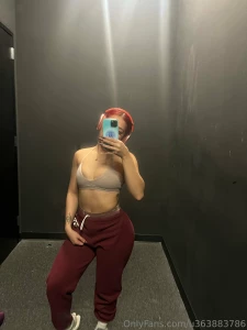 Dm for pics and vids end of the year sale