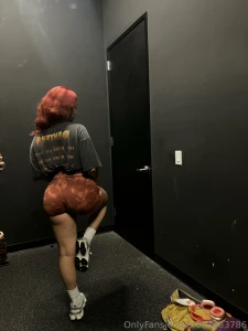 All pics 50 today lmk