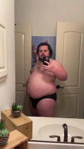 Back home looking fat as fuckkkk