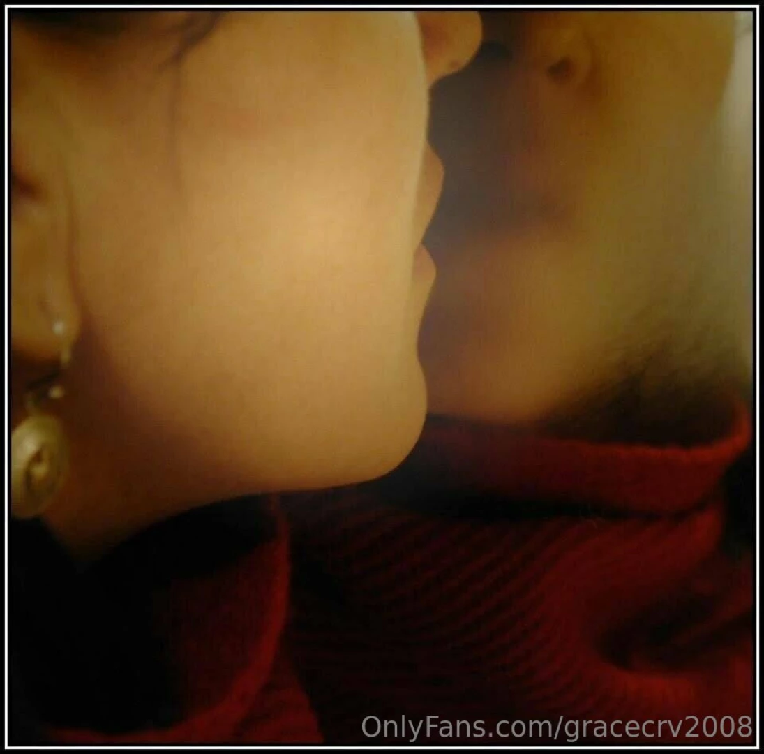 I am your fantasy if it is sexting with a mature woman part 1 