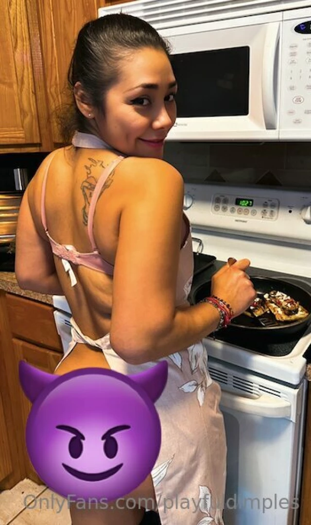 Kiss the cook tip 5 if you wanna see the uncensored pic 
