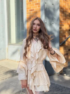 I wonder do dresses suit me i don t wear them that often so here s a part 2