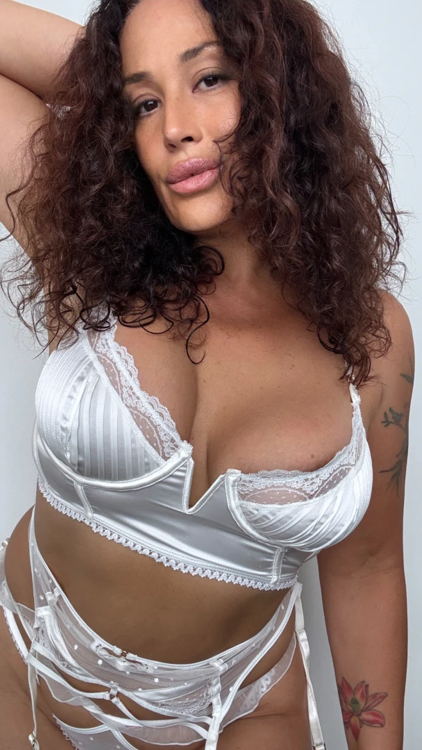 Xmas solo amp gg bundle ready for xmas trade i got you cute mini part 3 