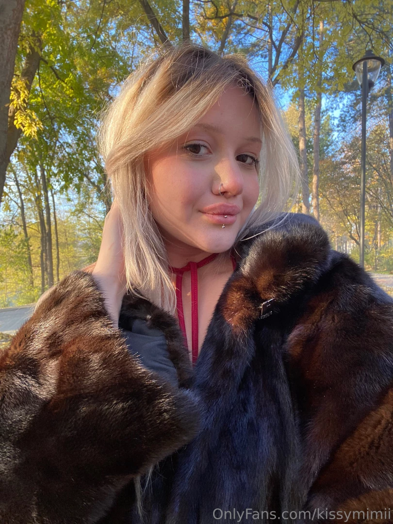 What do you think my thoughts are right now 