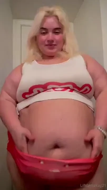 You won a nbsp date nbsp with a hooters girl a nbsp fatttt nbsp 