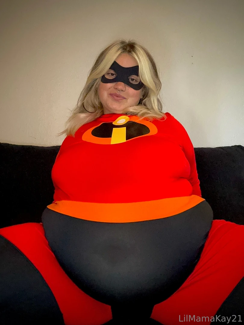Man elastigirl has let herself go she can barely do her job or barely part 3 