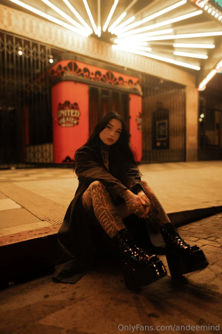 Would you fuck me in public not this public tho lmao 