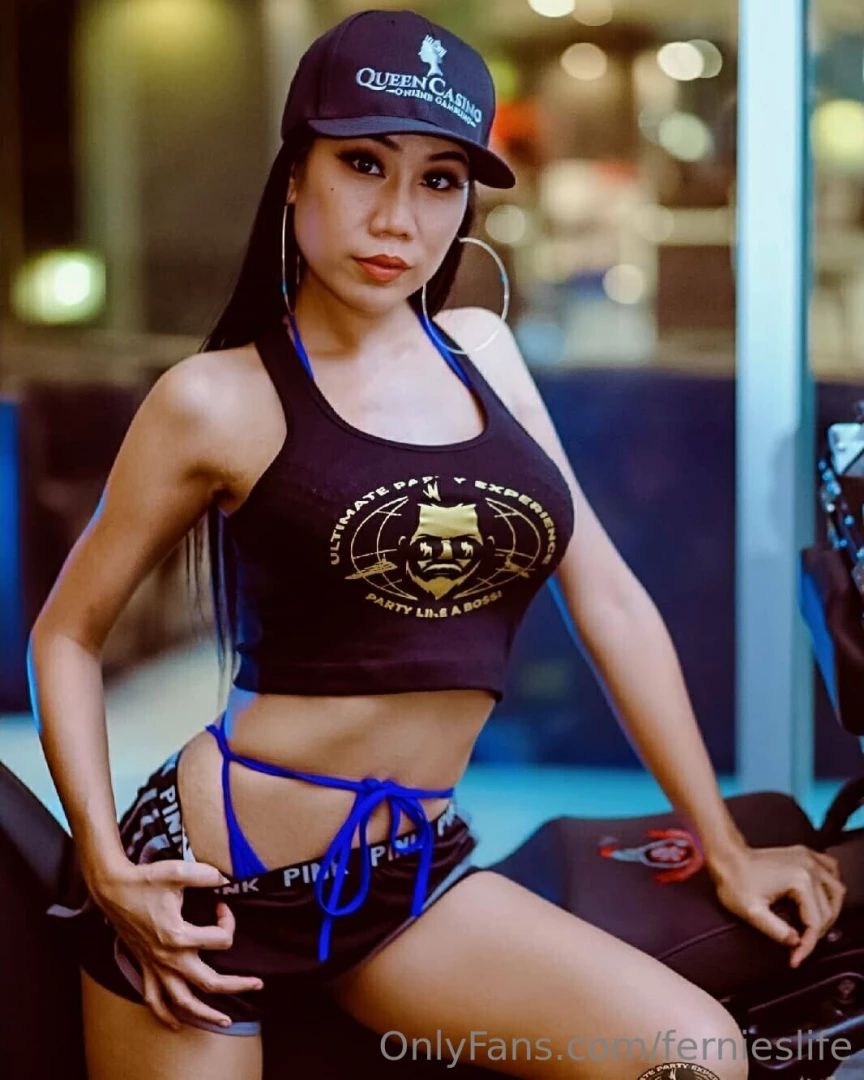 Looking for a way to make your day brighter subscribe to my vip page 