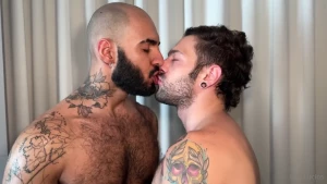 New video the sexy hairy stud juniorfrombr pound my hole and shoot his