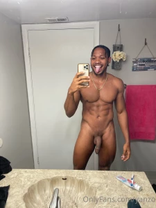 Say hi to my cute lorloks