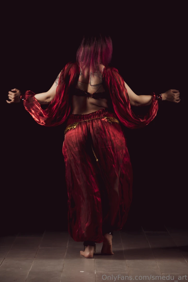 Un piccolo regalo per voi fan vi piacerebbe un set hot in questo stile part 2 