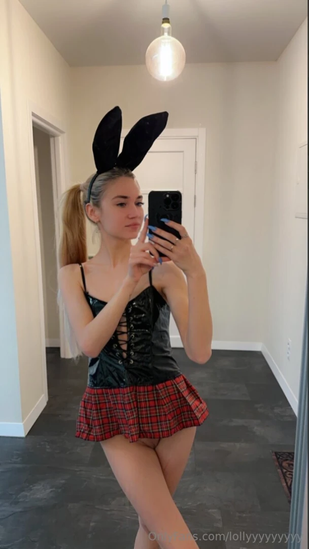 This hot thing trixietwix is waiting for you she has amazing deals for part 919 