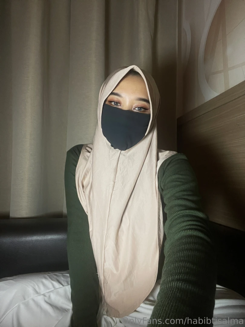 What do you wanna see me remove first 