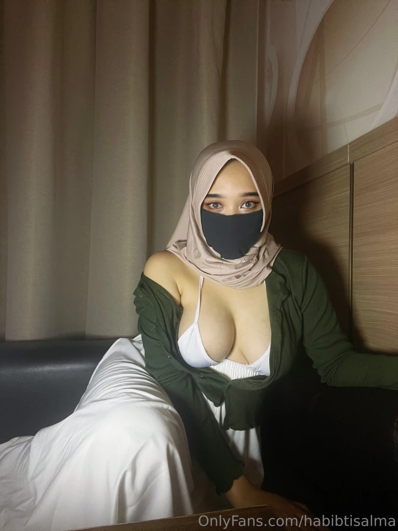 Everything is just slipping from my body 