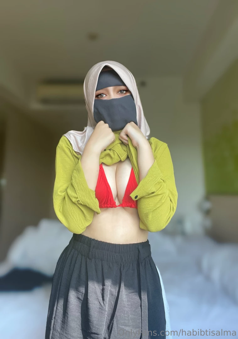 Will you bury your face or cock between my tities 