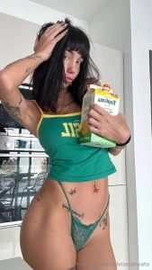 Fammi scivolare su un pensiero che non finisce