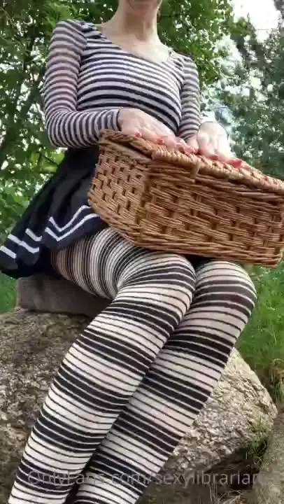 Part 2 of pearl the vintage vixen s playtime by the shore i get out a 