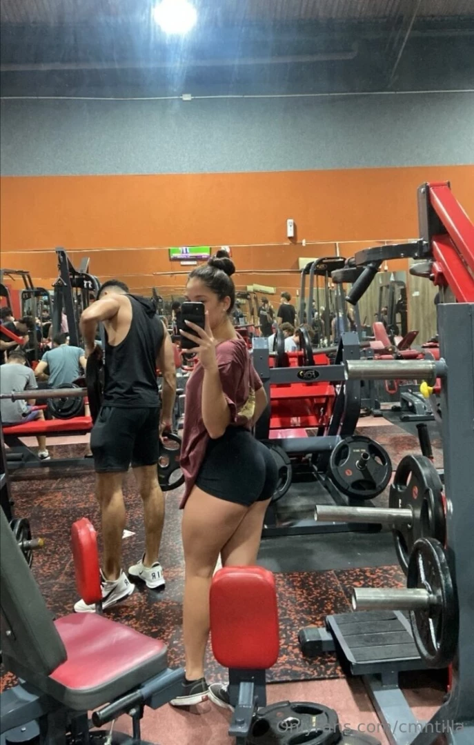 Ma ana voy a grabar videos alguien quiere algun video especial me dan 