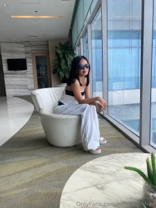 I m not just a pretty face i m a whole vibe