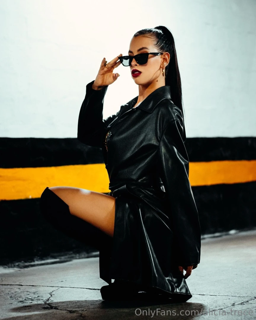 Your favorite girl in black 