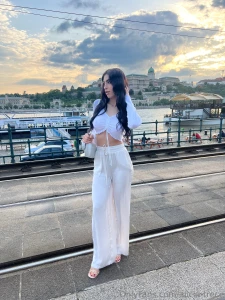 Me veo angelical de blanco