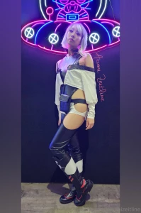 Let s go to the moon together