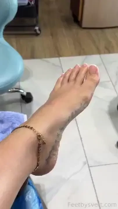 I need my toes sucked new pedi 