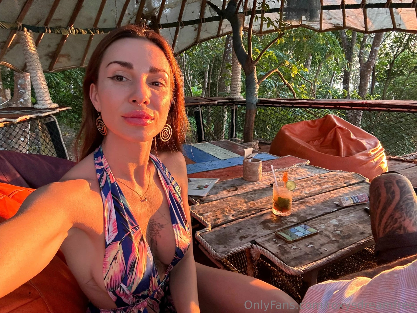Been loving life in thailand recently whats your favorite pic of me part 2 