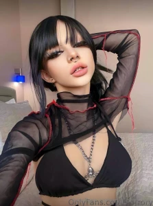 Subscribe horrory for free today only this girl horrory with a juicy part 826