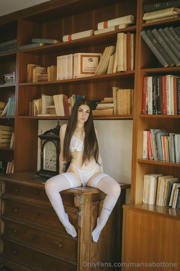 Vieni in chat ad aprirmi come un libro 