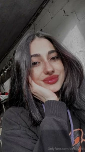 I m a mix of a cutie with a mission and a beauty with ambition