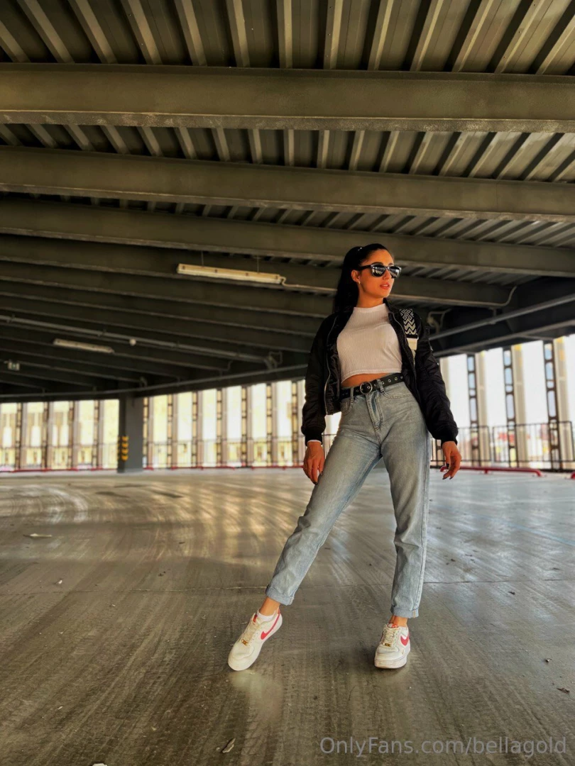 Always stylish never trashy and a little sassy 