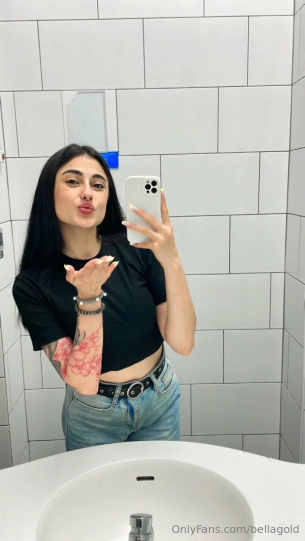 Too glamorous to give a damn 