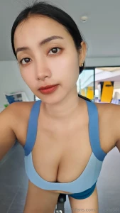 Imagine me looking at you like this while holding your di