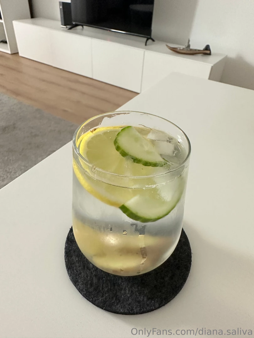 Every single morning a cold glass of water with lemons and cucumbers - 