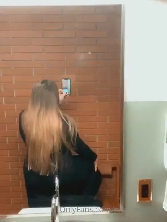 Wore no panties to a church and it made me sooo wet i can t help being 