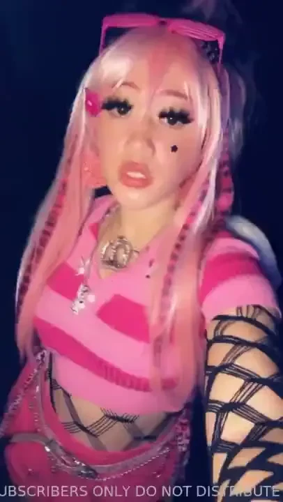 Dancing at the club be like- 