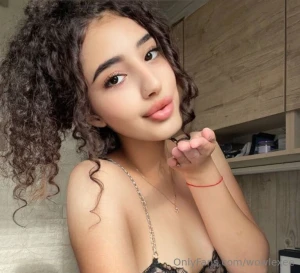 This exotic slut julia_foxxxy know how make u cum nonstop online now part 973